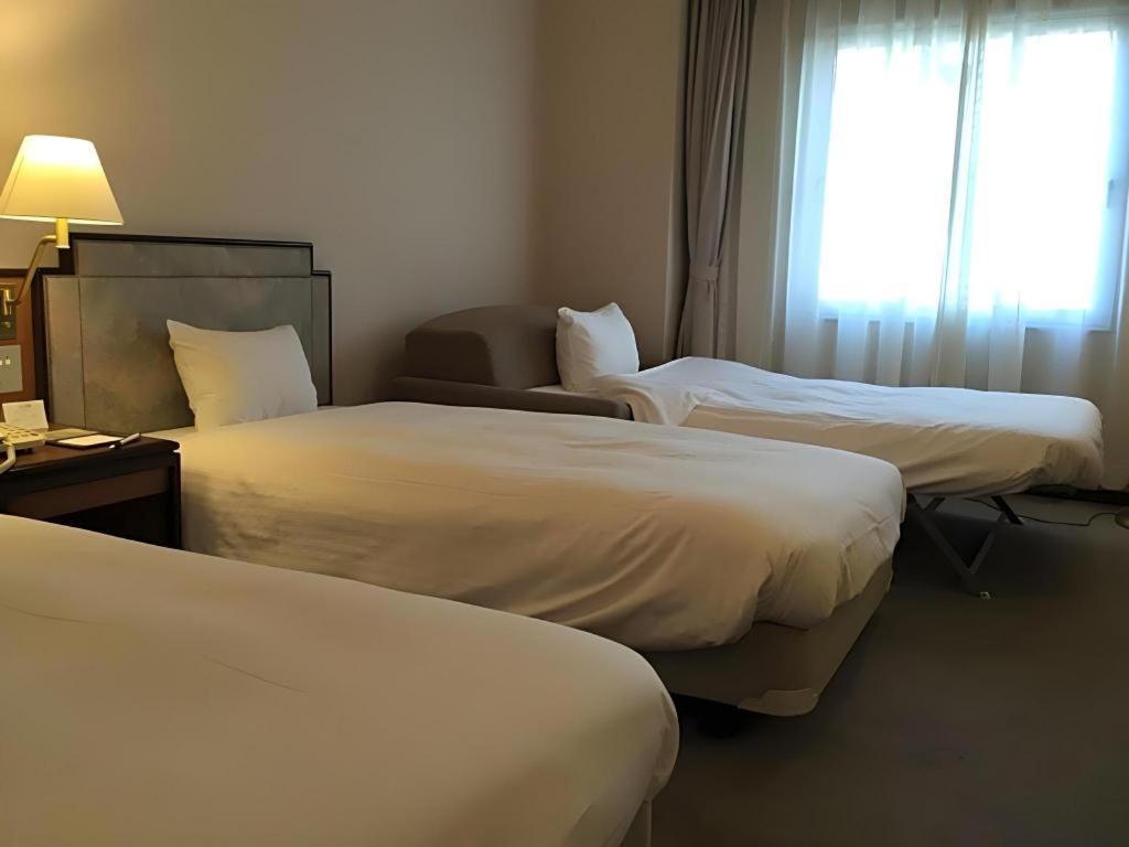 Hotel New Omi Omihachiman Buitenkant foto